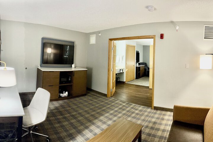 Room 20 of 53