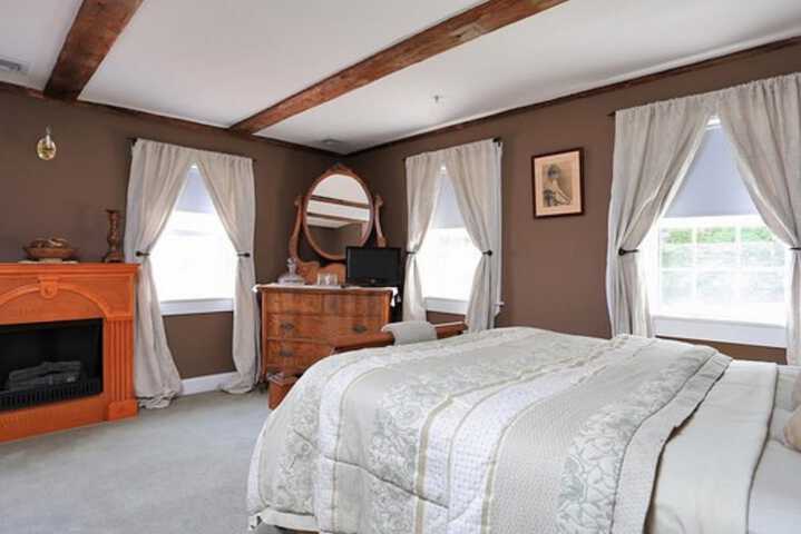 Room 60 of 125