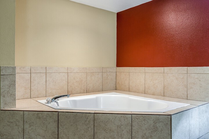 Hot Tub 60 of 61