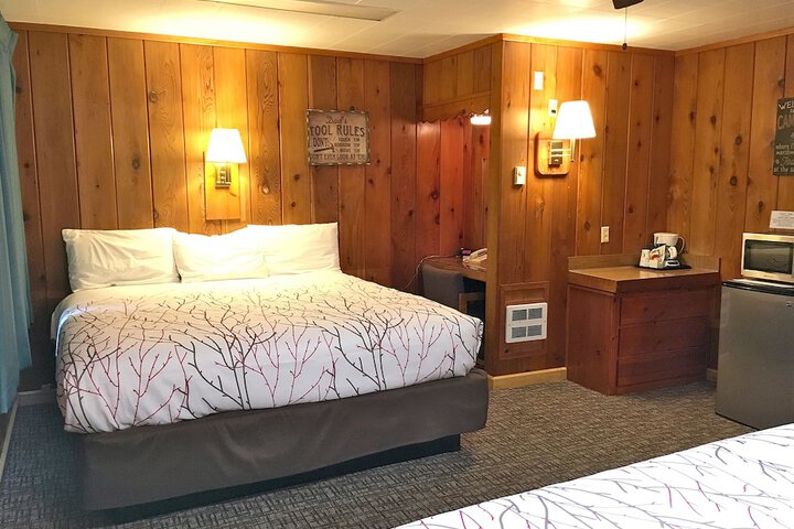 Room 146 of 183