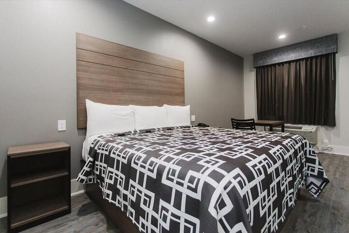 Room 44 of 57