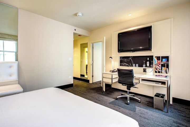 Room 60 of 112