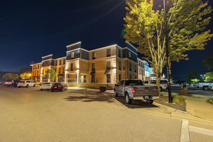 Staybridge Suites Middleton Madison-West by IHG