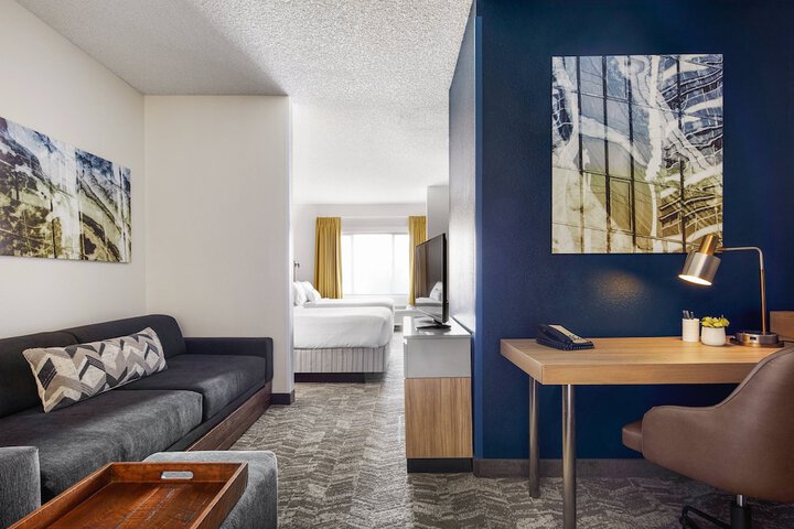 Room 15 of 24