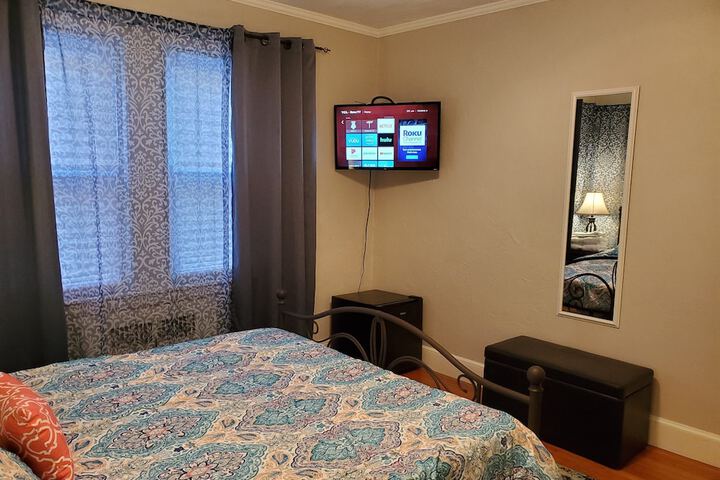 Room 28 of 47