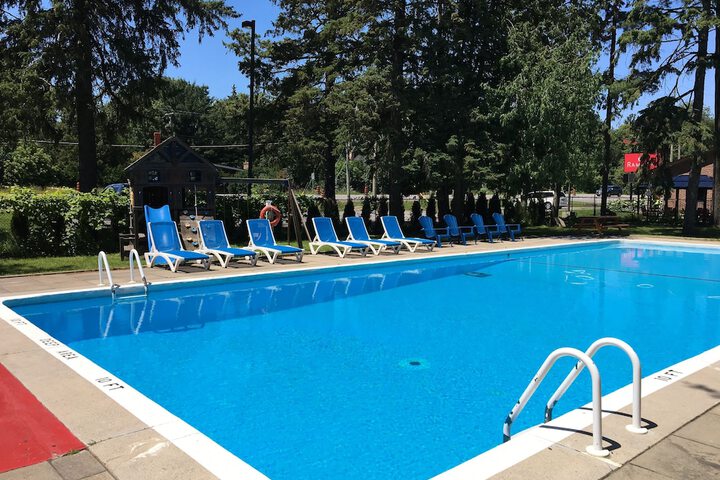 Pool 15 of 86