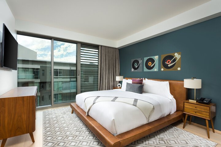 Room 56 of 150