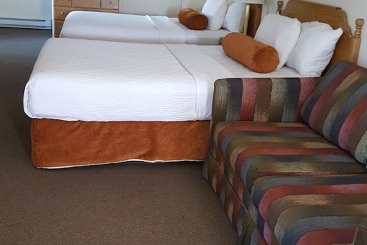 Knights Inn Lethbridge