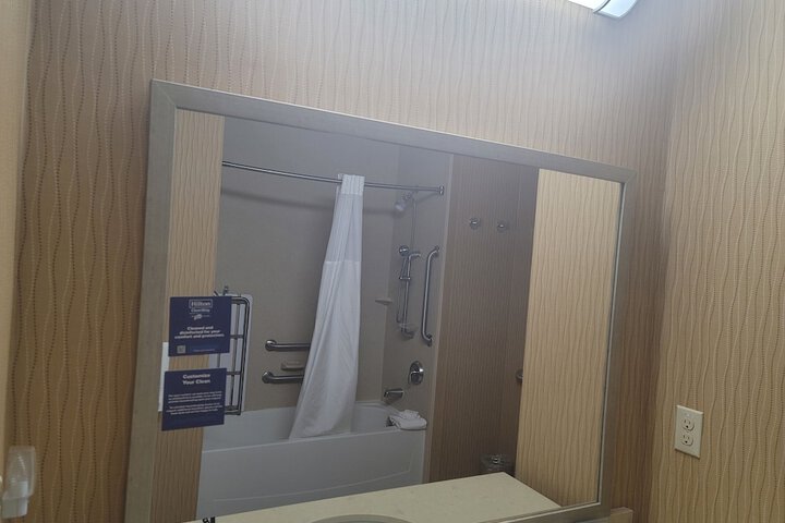 Room 13 of 51