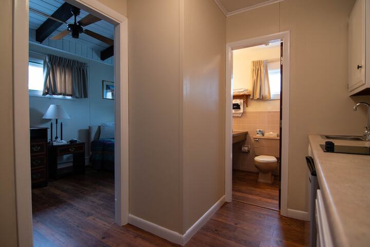 Ocean House Hotel & Motel