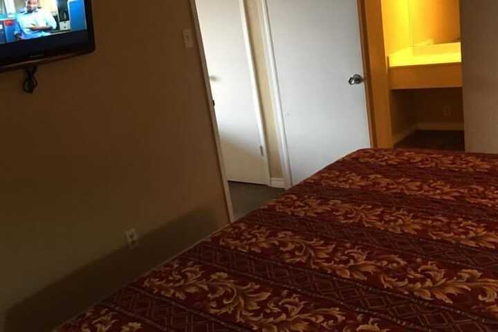 Room 23 of 36