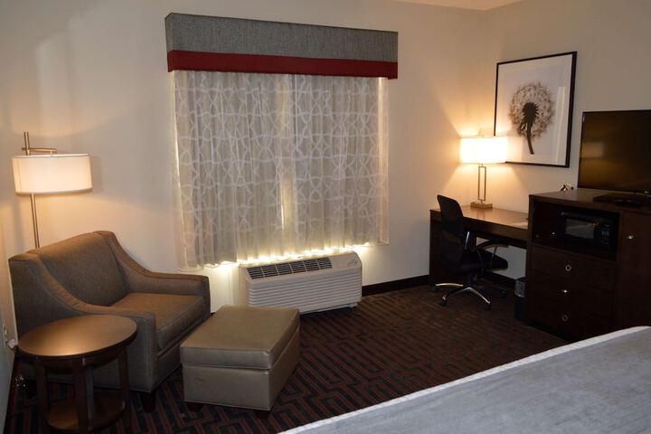 Best Western Plus Stevens County Inn