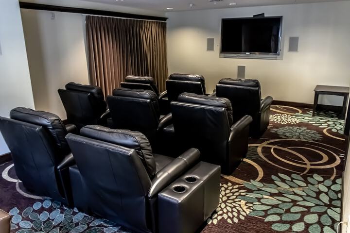 Staybridge Suites Minot by IHG