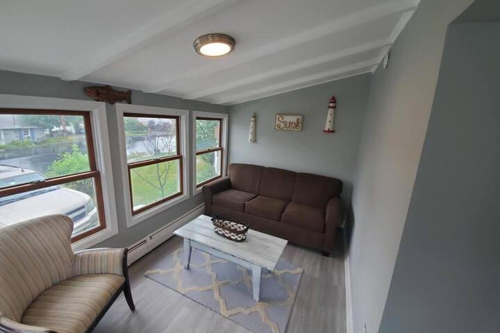 Beachy Bay Breeze Bungalow 2BR with parking and close to many amenities.