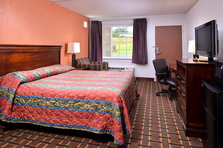 Room 16 of 23
