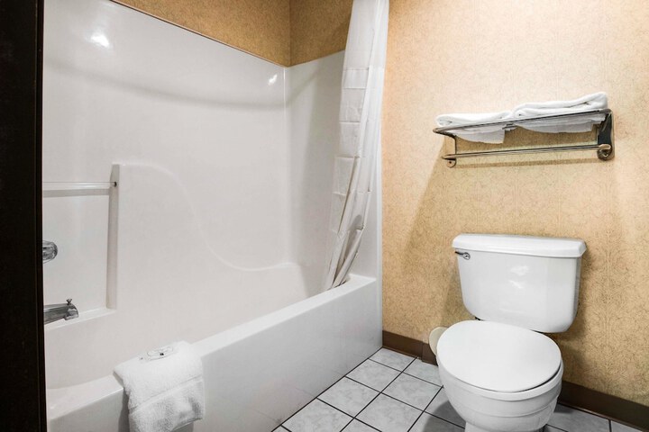 Room 12 of 31