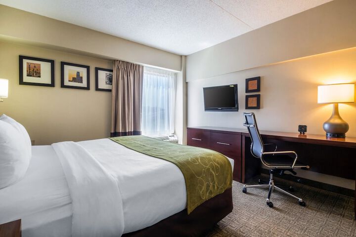 Room 21 of 36