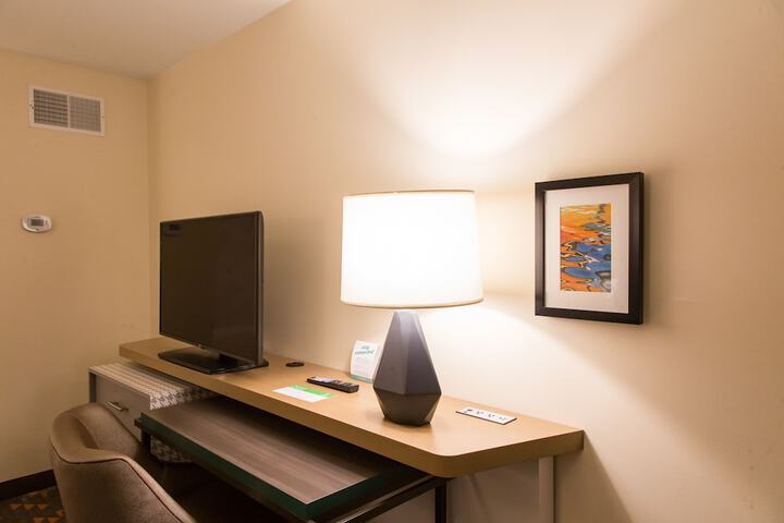 Holiday Inn Hotels and Suites Mount Pleasant by IHG