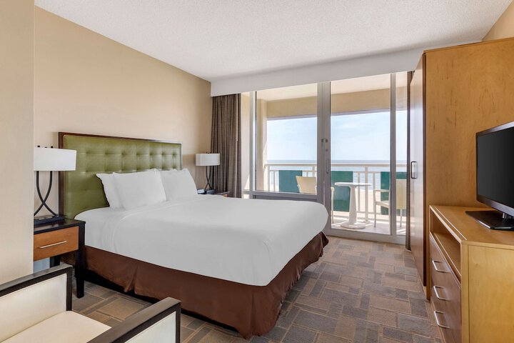 Hilton Vacation Club Ocean Beach Club Virginia Beach