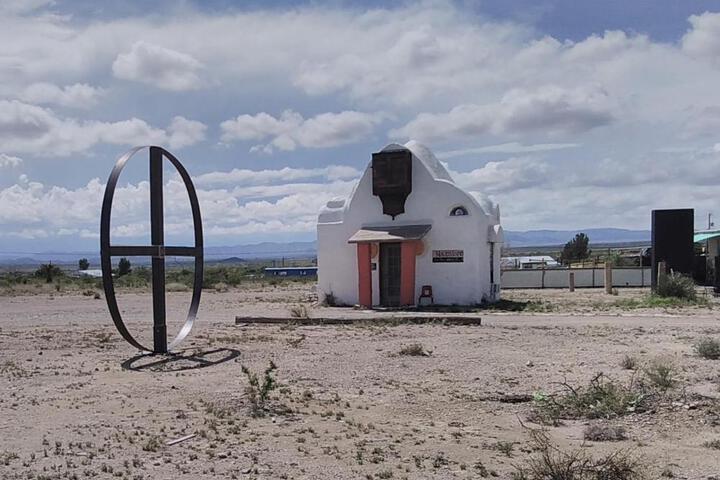 La Loma del chivo Llc- Na bolom