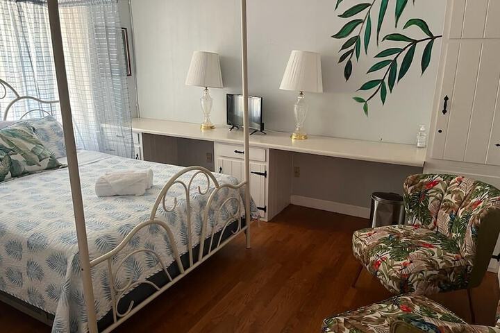 Room 20 of 40