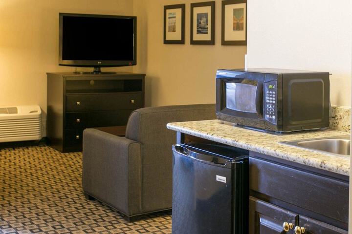 Room 22 of 39