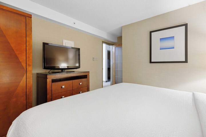 Room 29 of 37