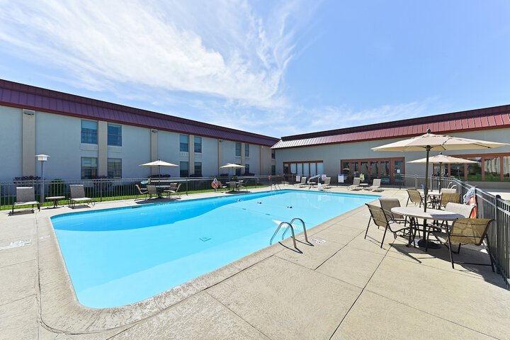 Pool 7 of 47