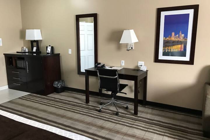 Room 13 of 40