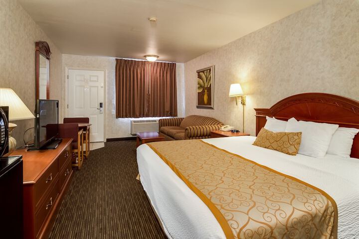 Room 43 of 69