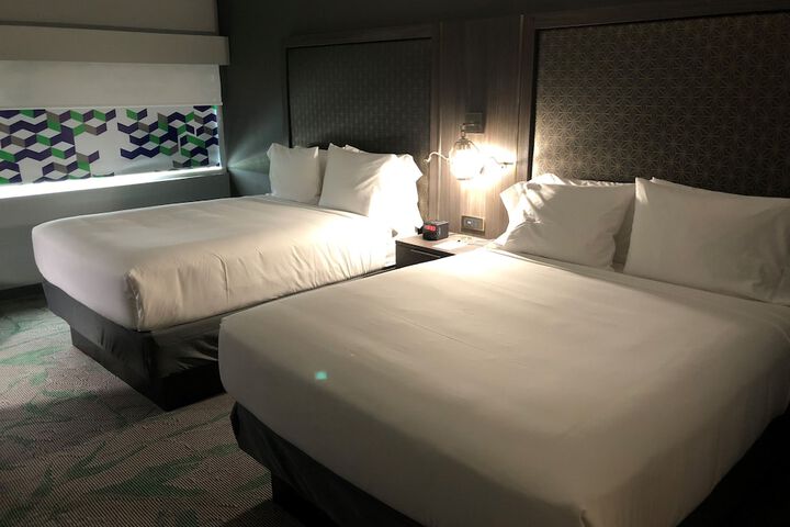 Room 15 of 27