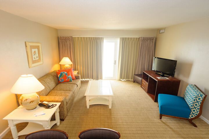 Room 35 of 79
