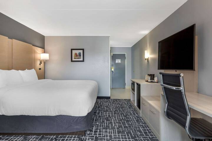 Room 35 of 58