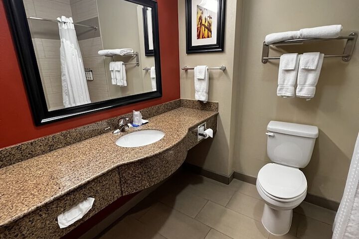 Room 40 of 52