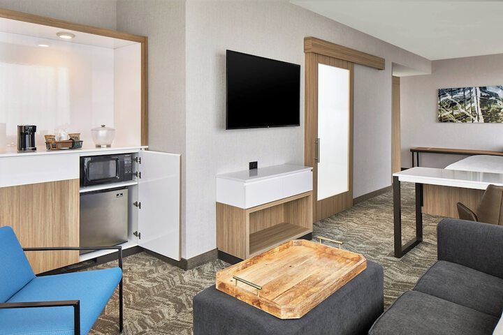 Room 20 of 39