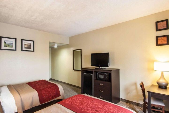 Quality Inn Hayti North