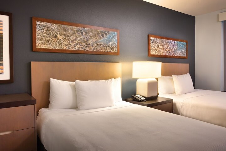 Room 32 of 56