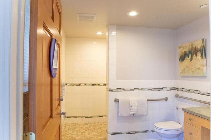 90 San Luis Street Unit B