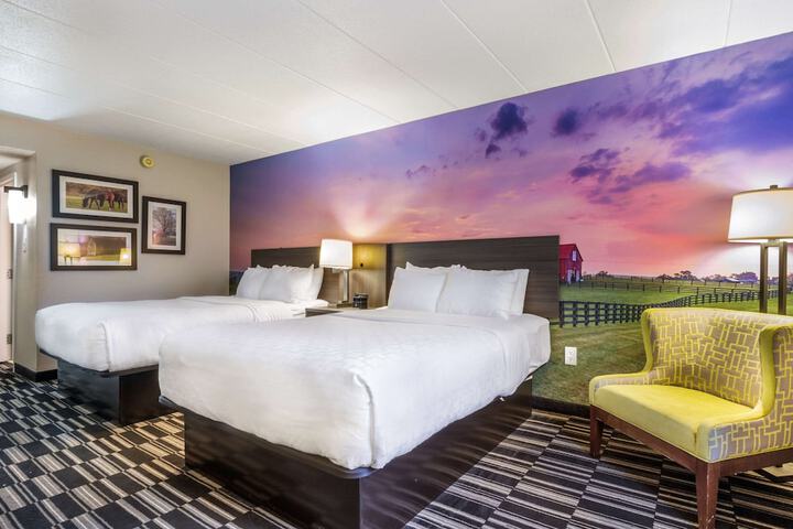 Room 10 of 29