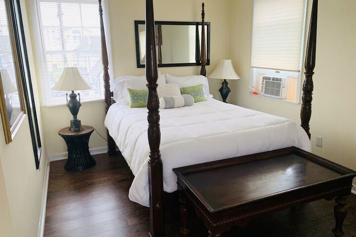 Room 11 of 46