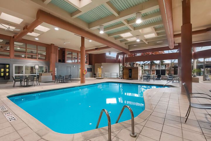 Pool 4 of 38