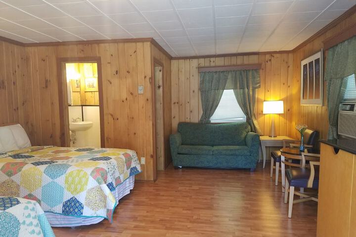 Room 43 of 98