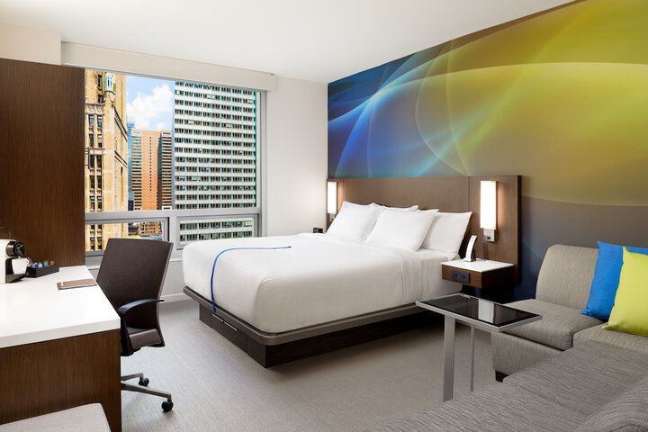 Room 21 of 60