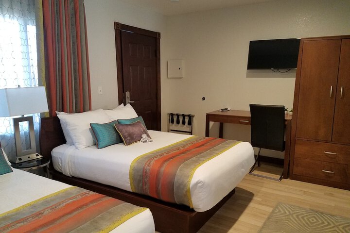 Room 33 of 42