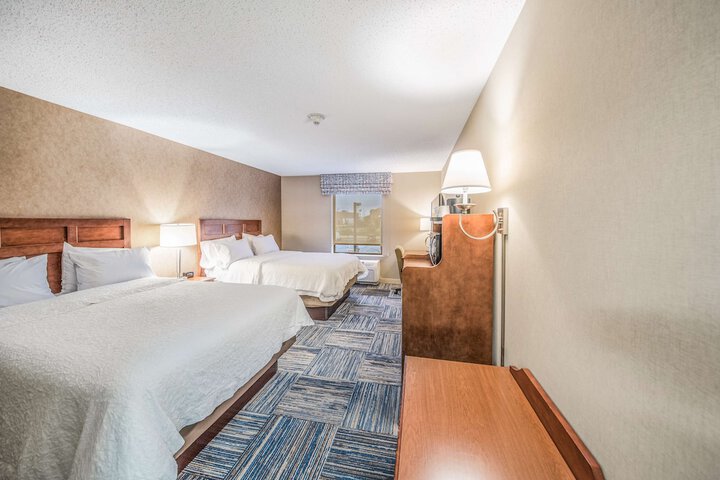Room 43 of 64
