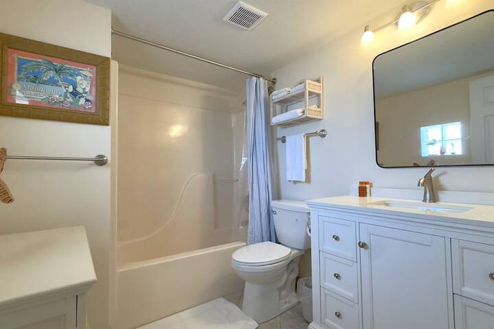 Room 103 of 169