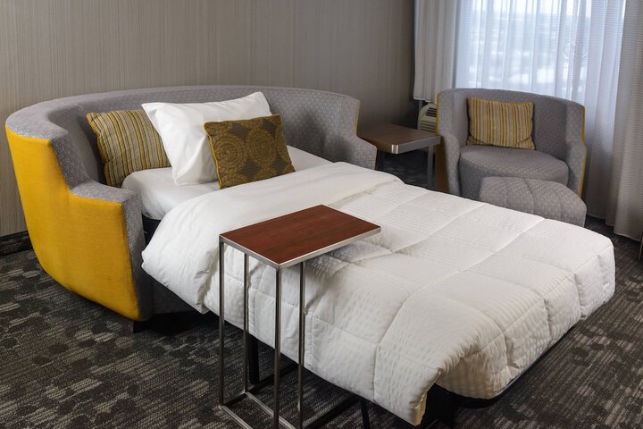 Room 42 of 68