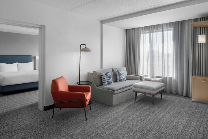 Courtyard by Marriott Charleston Summerville