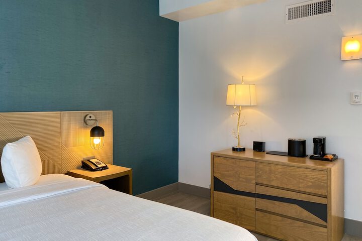 Room 56 of 103