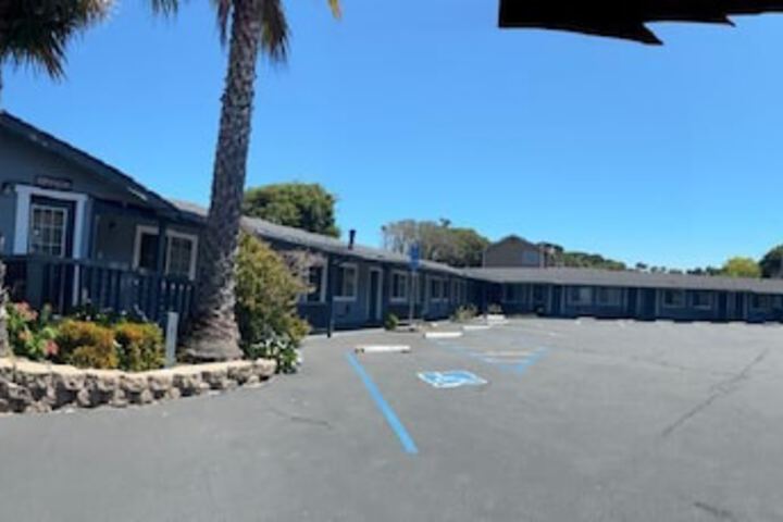 Hotel 6 of 40